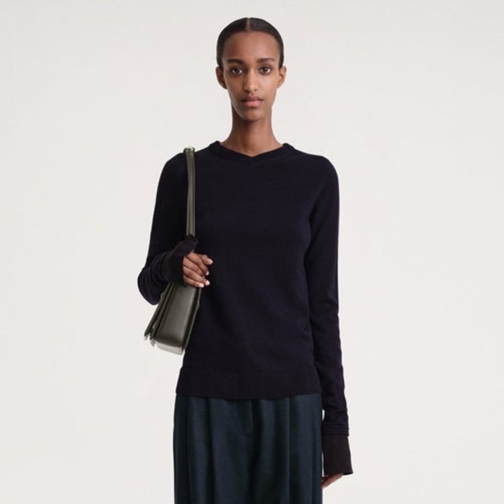 Toteme Two Tone High V Neck Knit Wool Silk Cuff Sweater Navy Blue - Picture 2 of 16